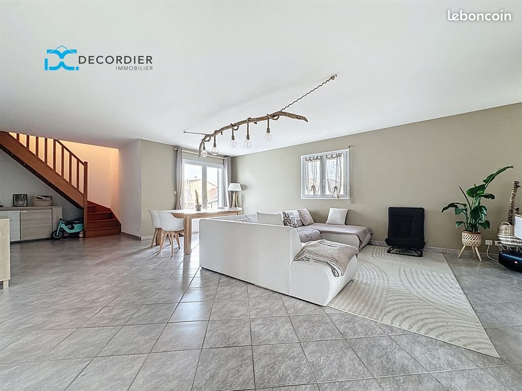 Maison à vendre, 180m², Neuvecelle