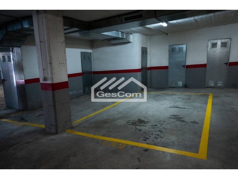 3-bedroom flat for sale in Escaldes-Engordany · 2 of 3