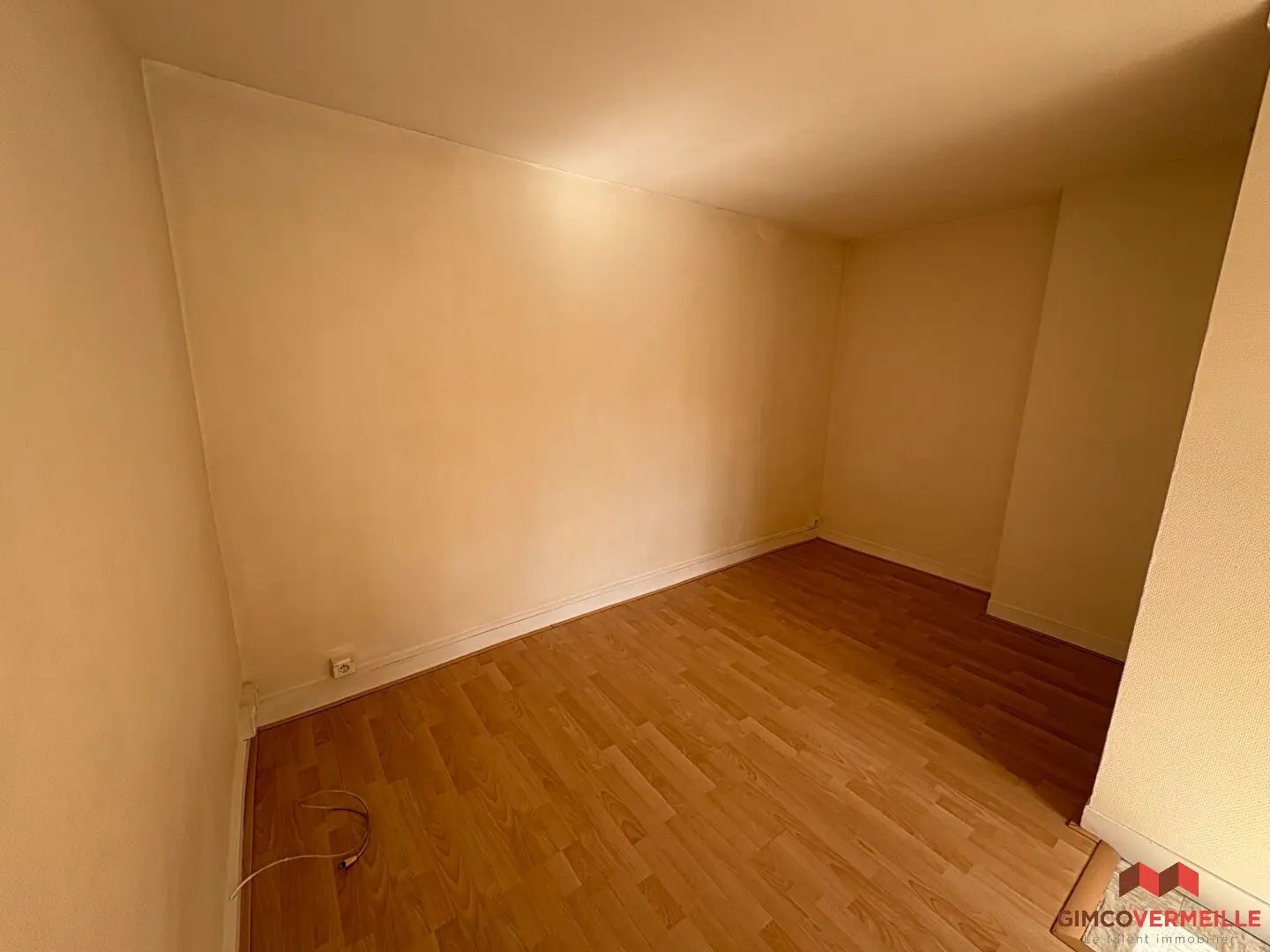 Appartement à louer, 17m², Versailles