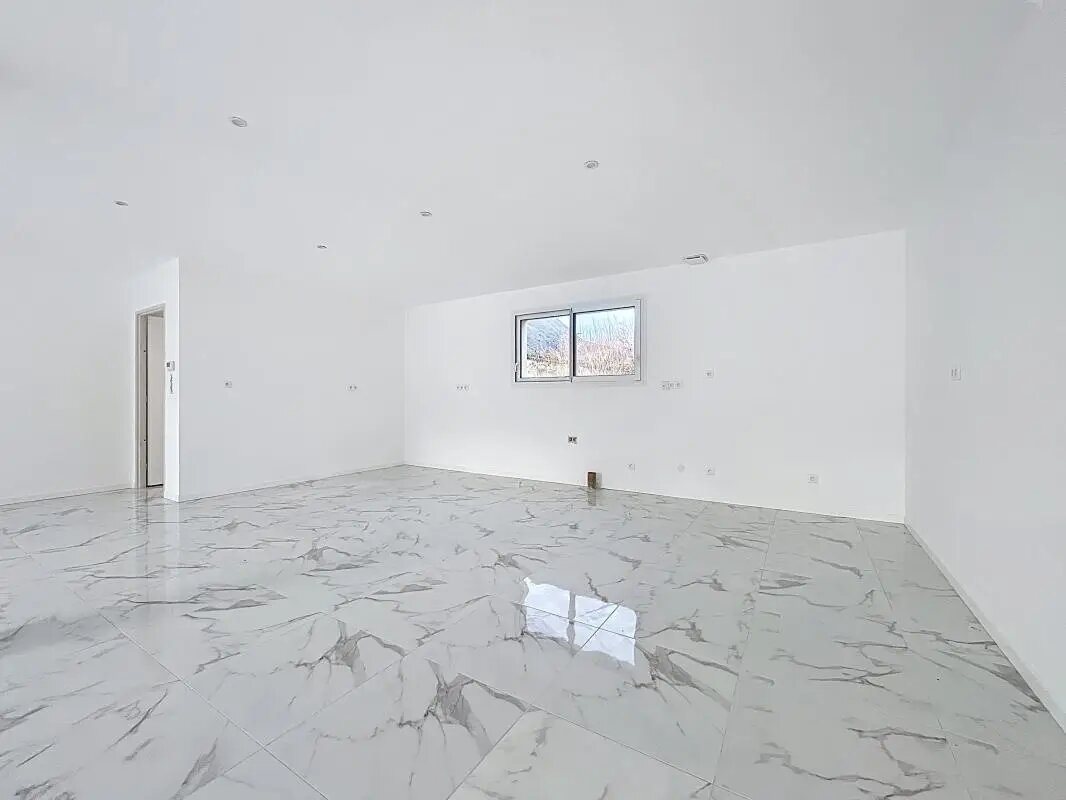 Maison à vendre, 141m², Savigné-sur-Lathan