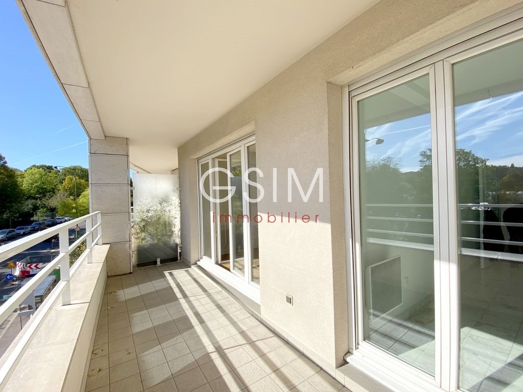 Appartement à louer, 87m², Garches