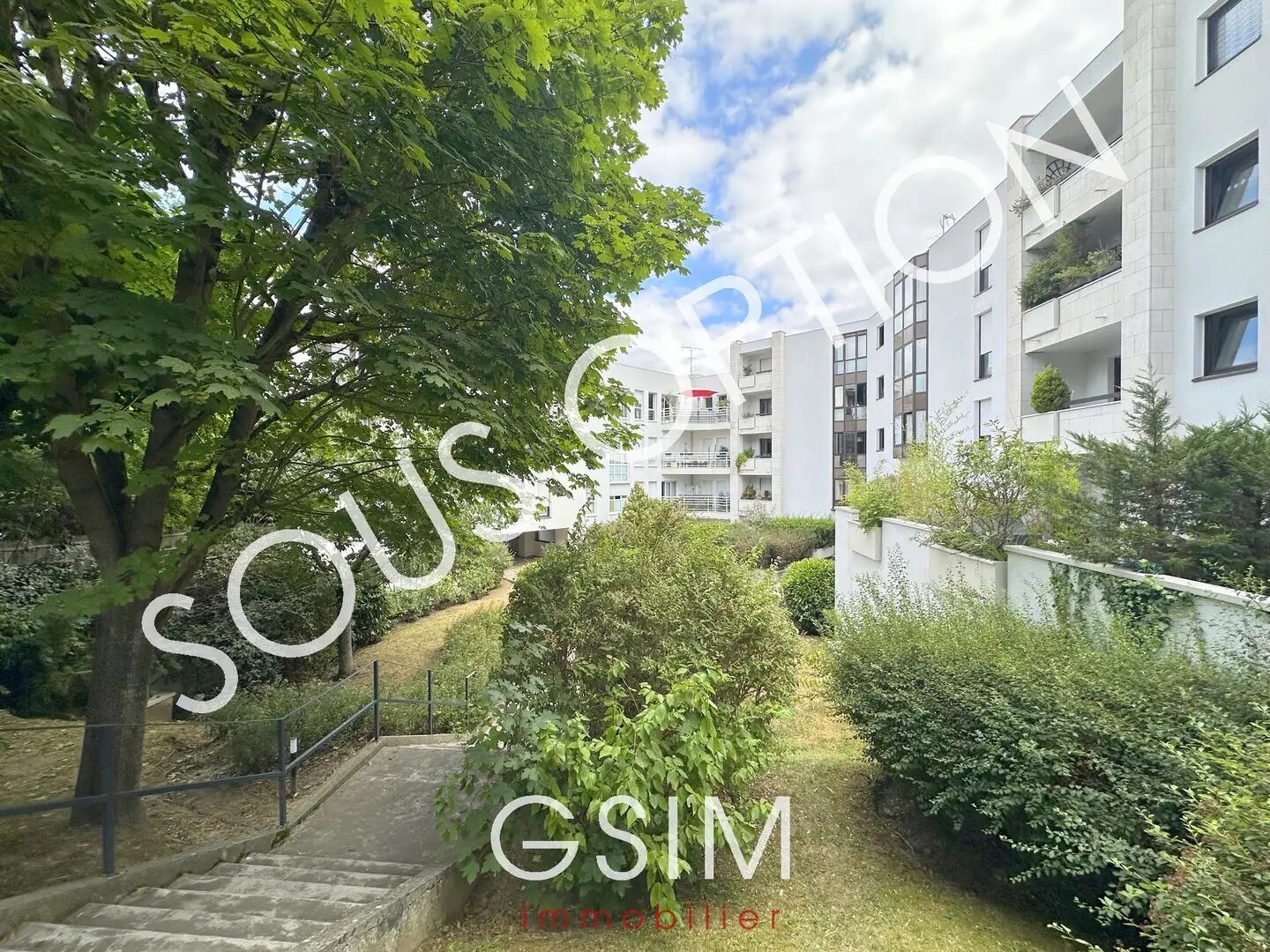 Appartement à louer, 92m², Garches