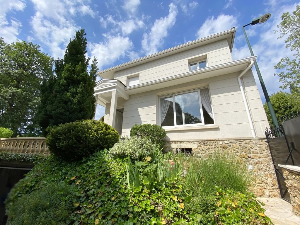 Maison à louer, 170m², Garches