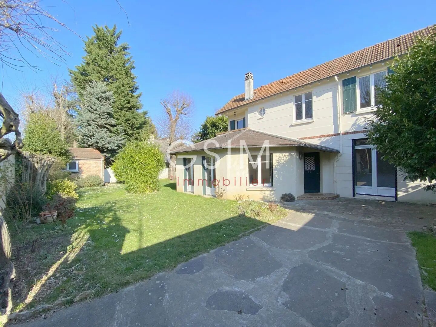 Maison à louer, 130m², Garches