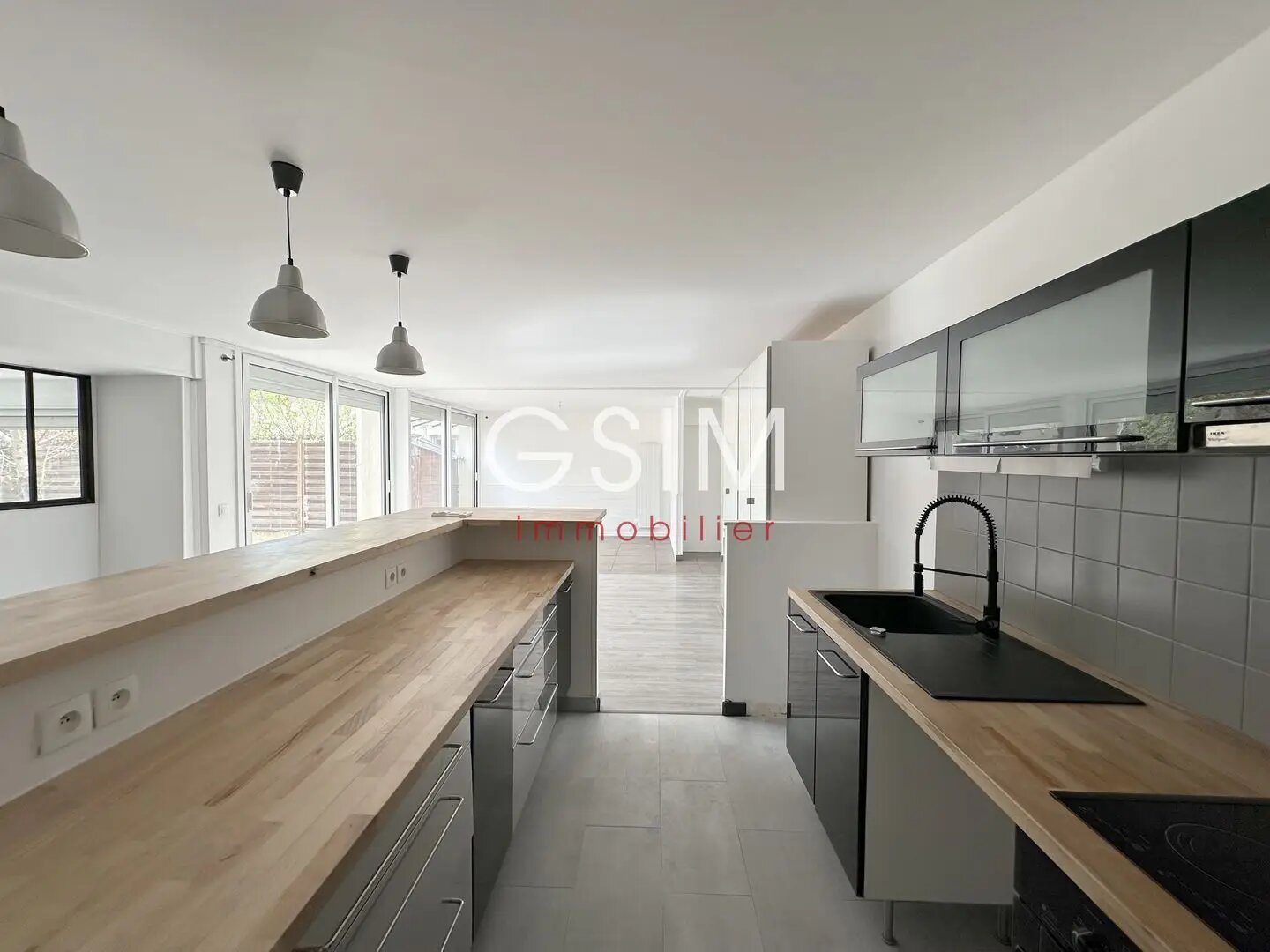 Appartement à louer, 107m², Garches