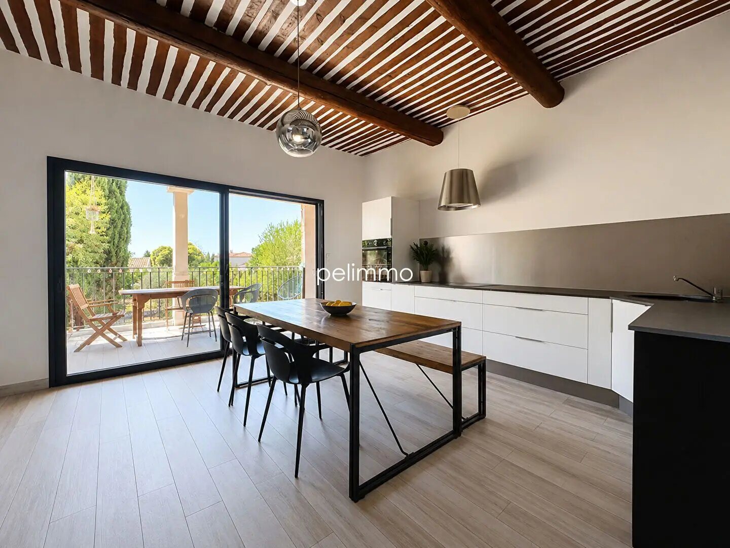 Maison à vendre, 133m², Eyguières