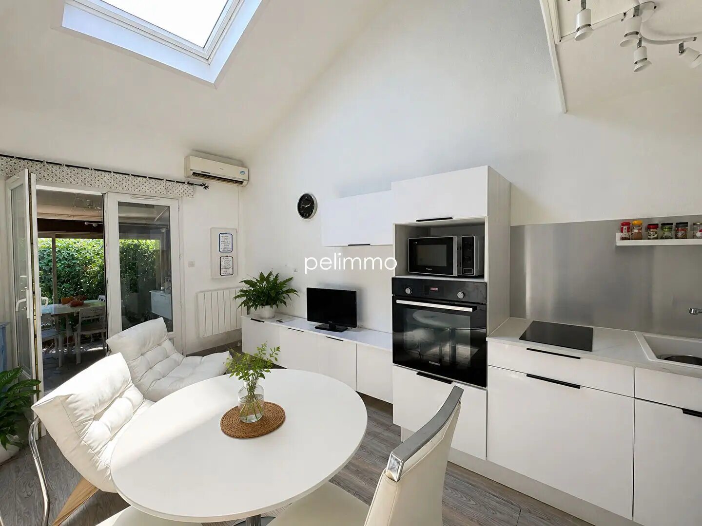 Maison à vendre, 32m², Eyguières
