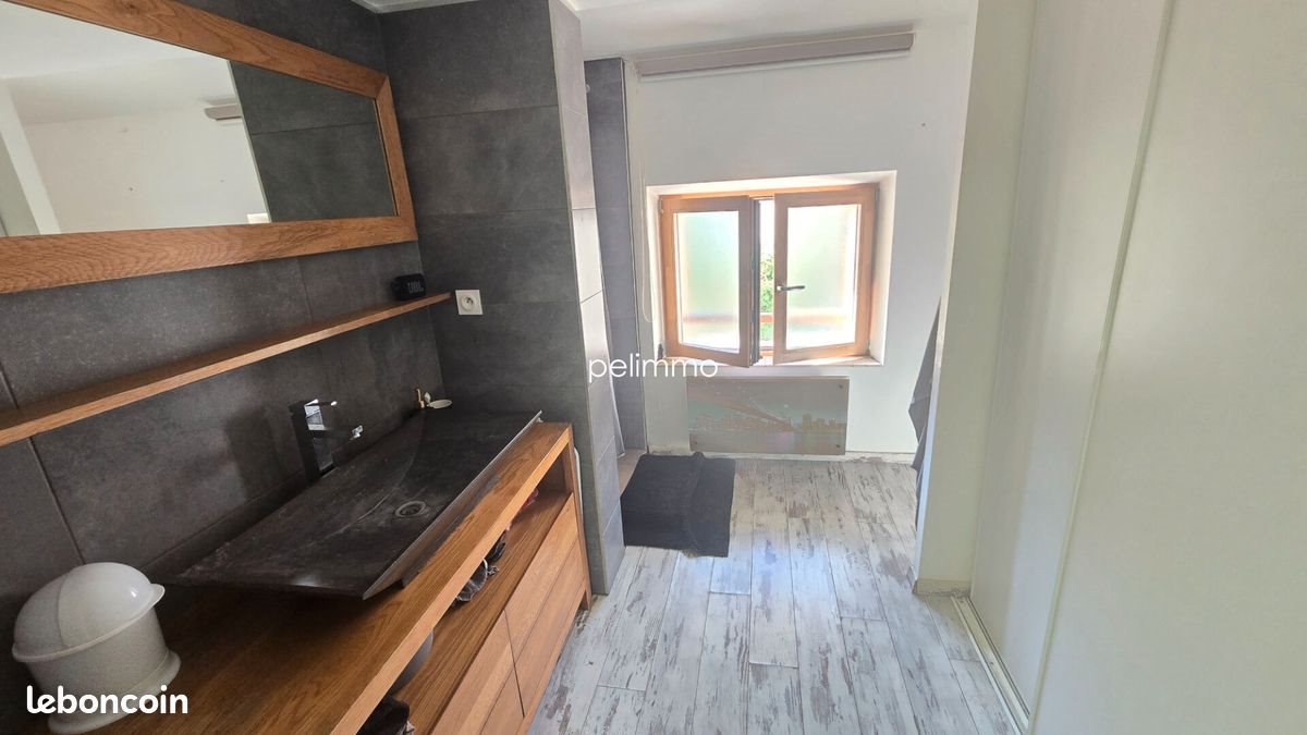 Maison à vendre, 61m², Aureille