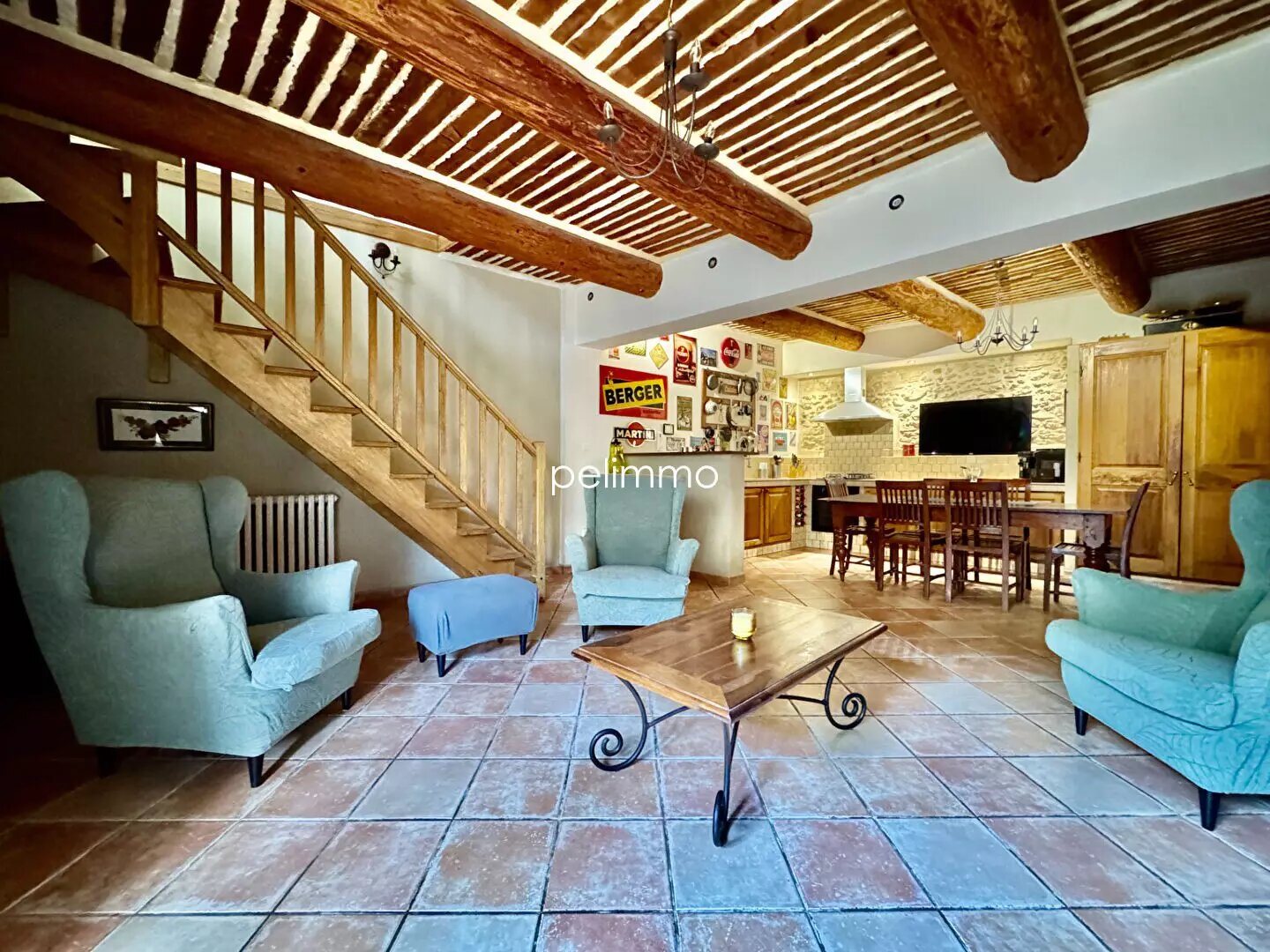 Maison à vendre, 185m², Eyguières