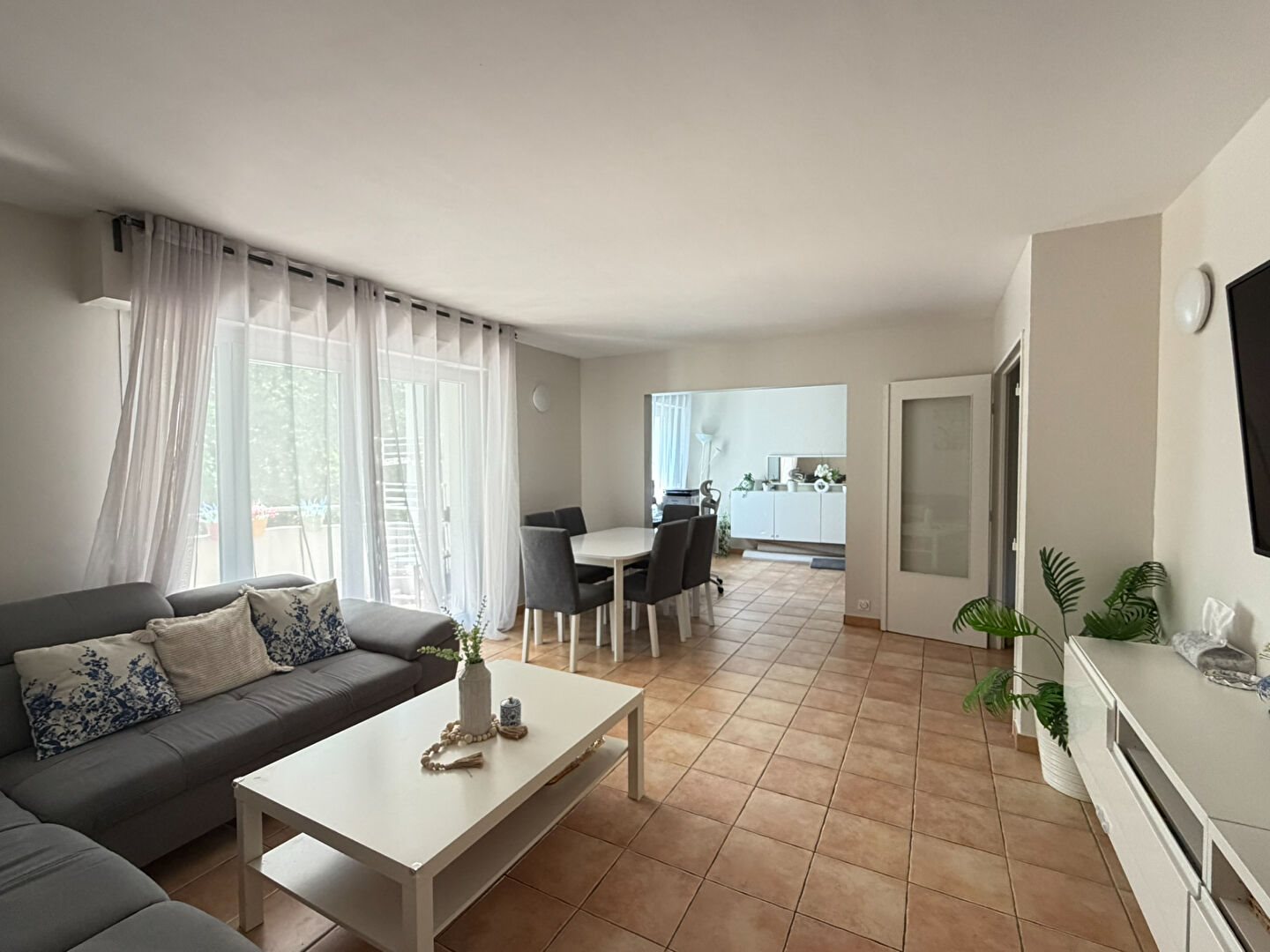 Appartement à louer, 99m², Lognes