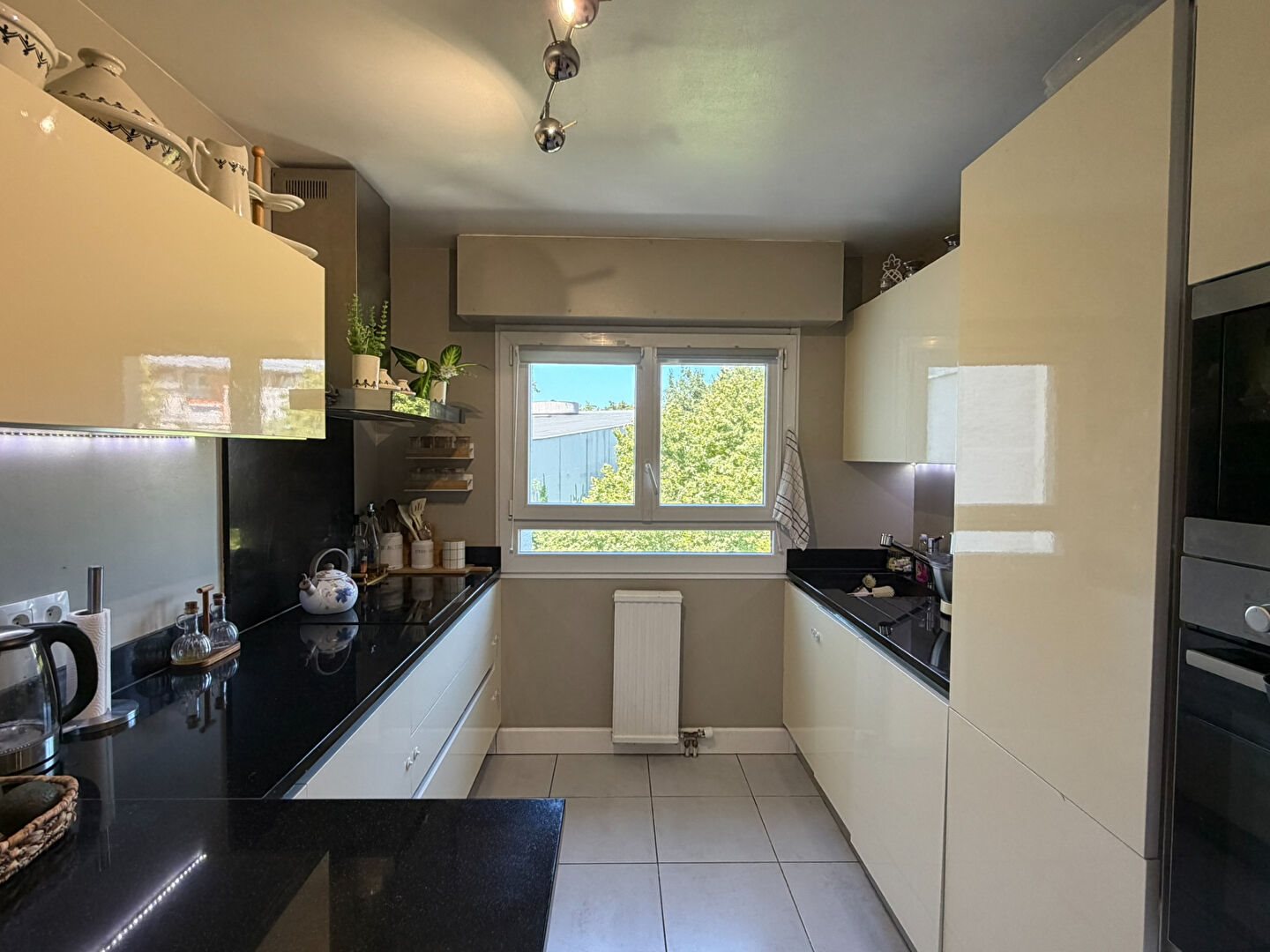 Appartement à louer, 99m², Lognes