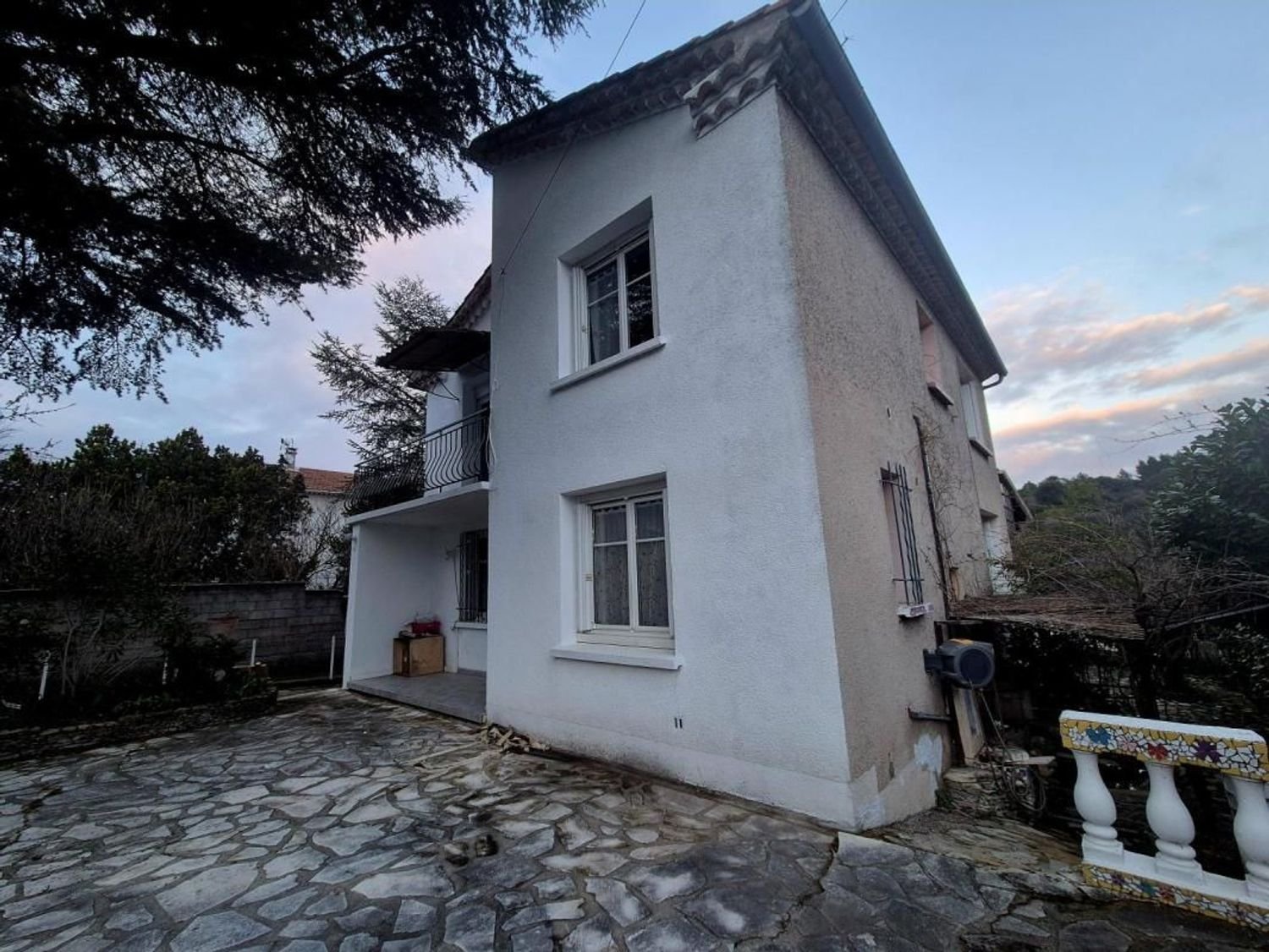 Maison à vendre, 141m², Saint-Julien-les-Rosiers