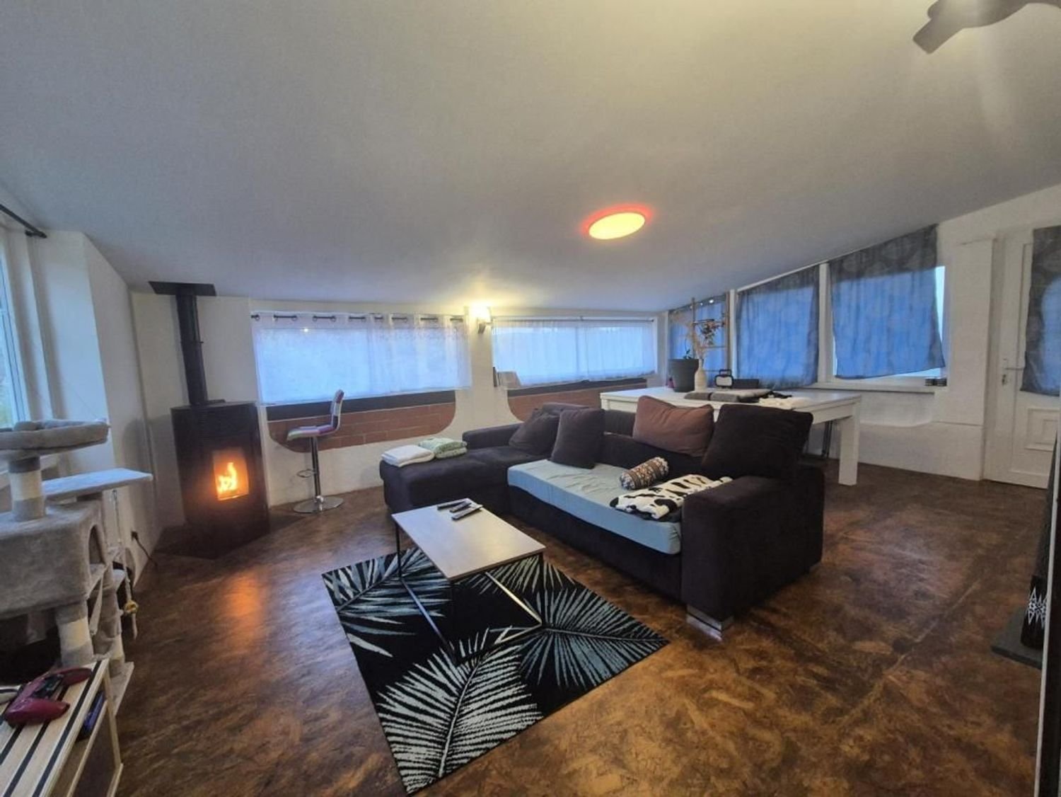 Maison à vendre, 141m², Saint-Julien-les-Rosiers