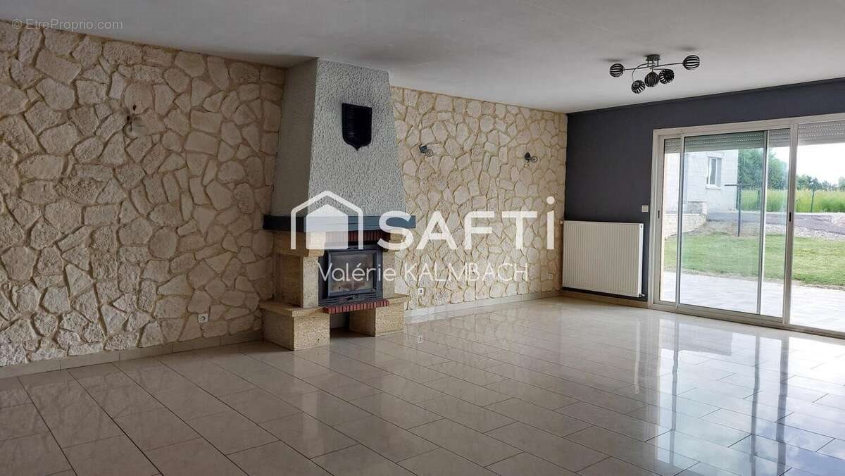 Maison à vendre, 137m², Réparsac