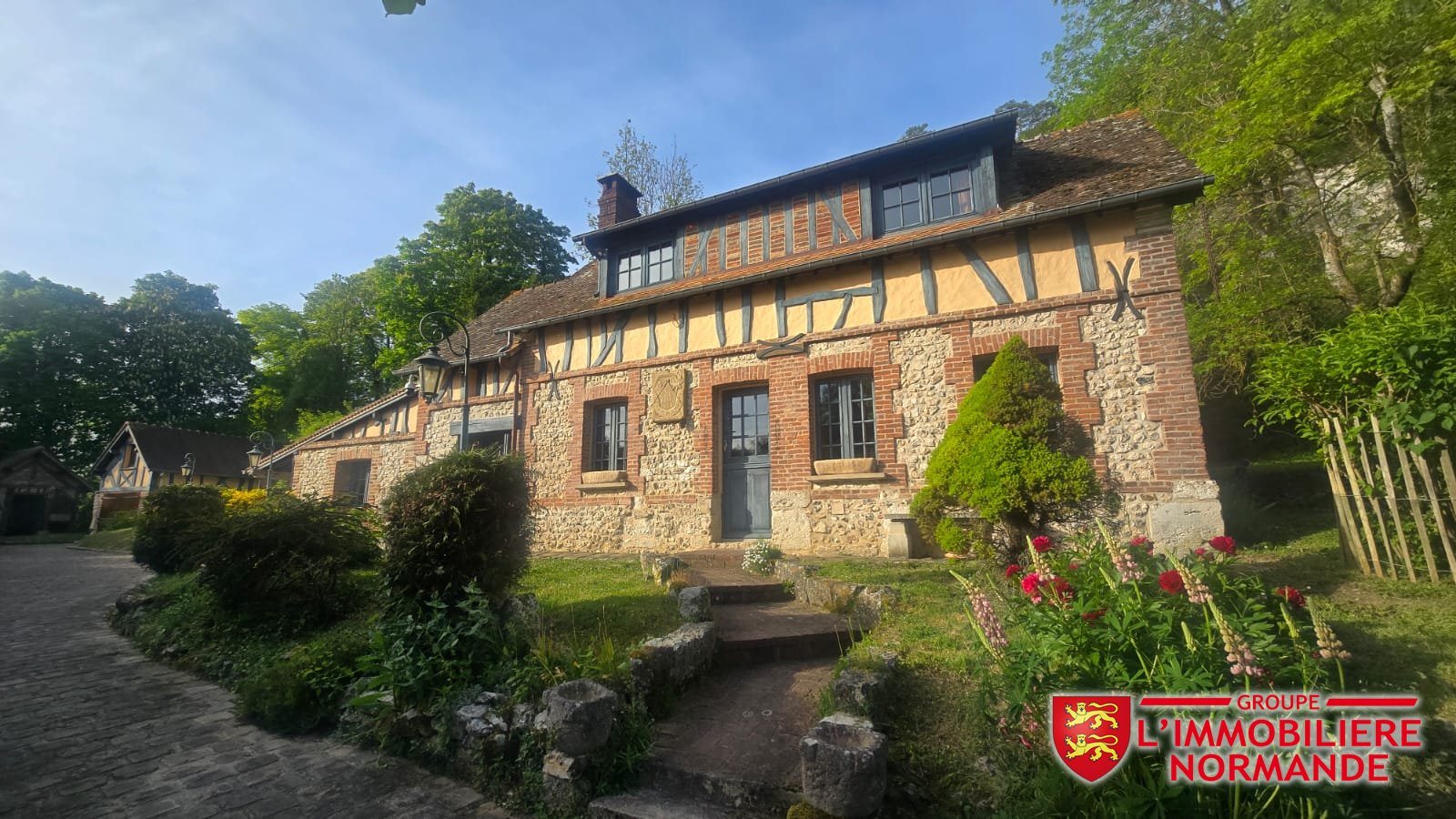 Maison à vendre, 124m², Hondouville