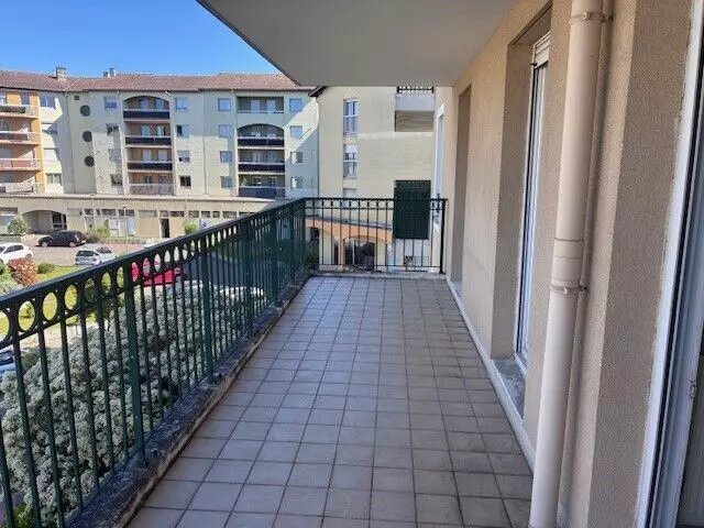 Appartement à louer, 66m², Décines-Charpieu