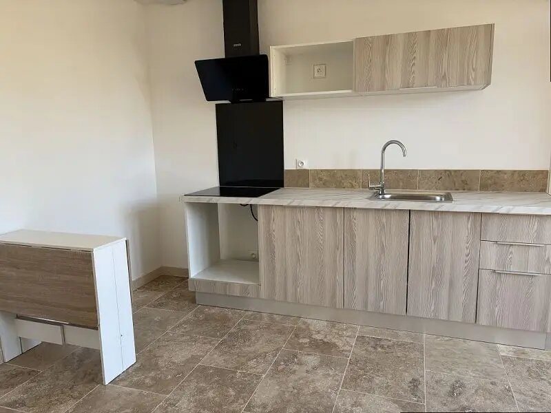 Appartement à louer, 35m², Saint-Maximin-la-Sainte-Baume