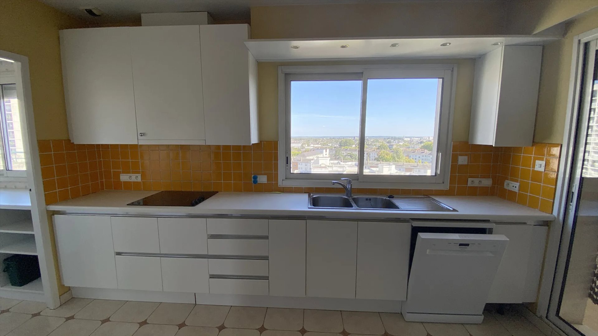 Appartement à louer, 196m², Angers