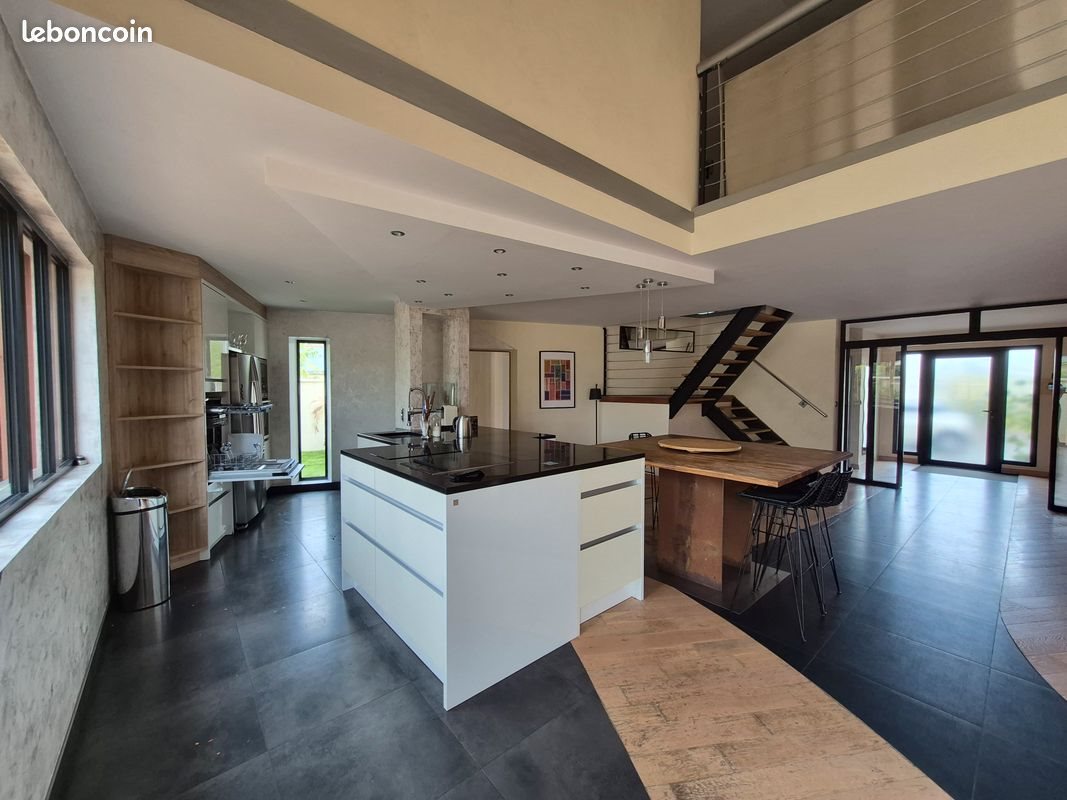 Maison à louer, 190m², Angers