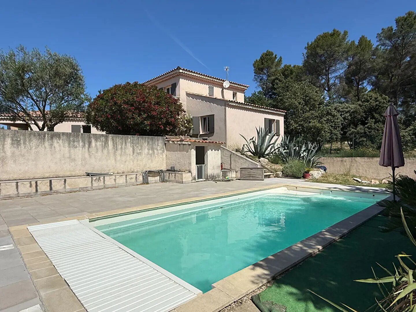 Maison à louer, 166m², La Roque-d'Anthéron