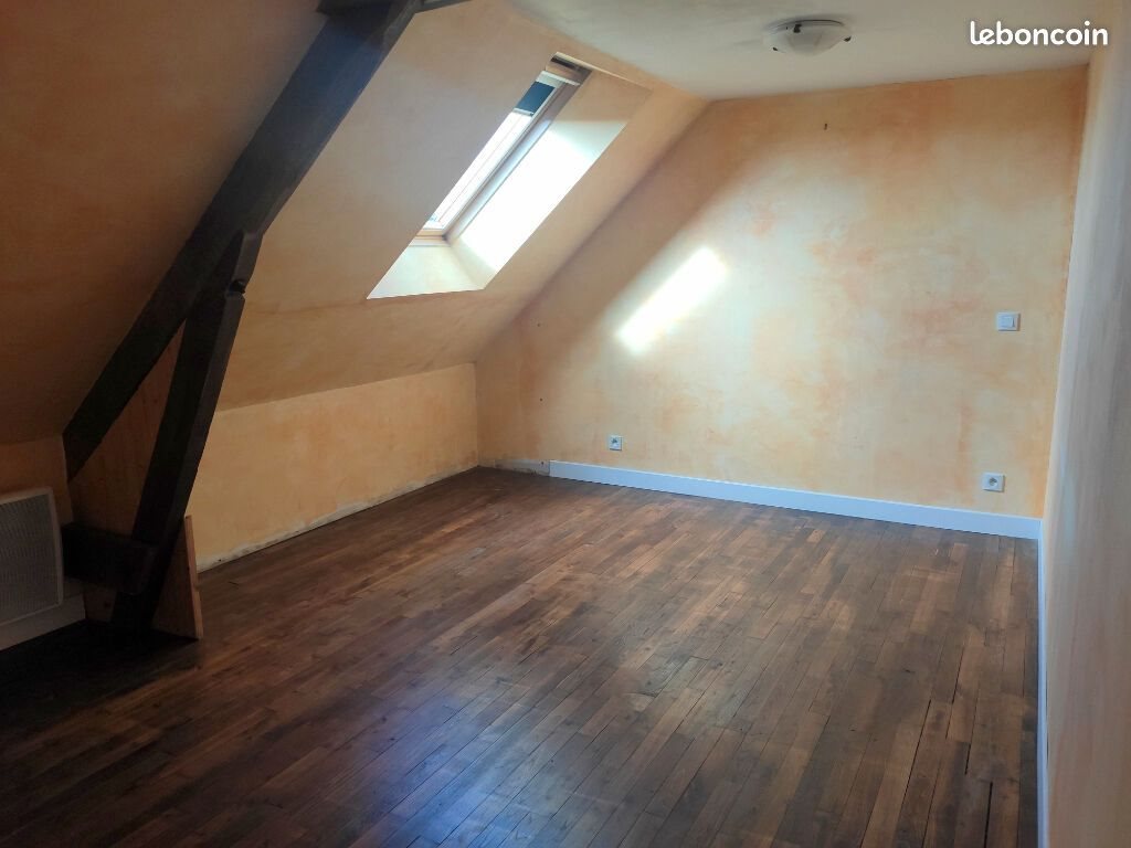 Maison à louer, 80m², Lignol