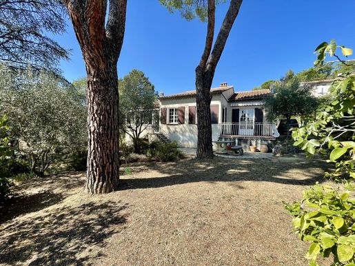 Maison 4 pièces 102 m² · à Vaison-la-Romaine · 102 m² · 320 000 €
