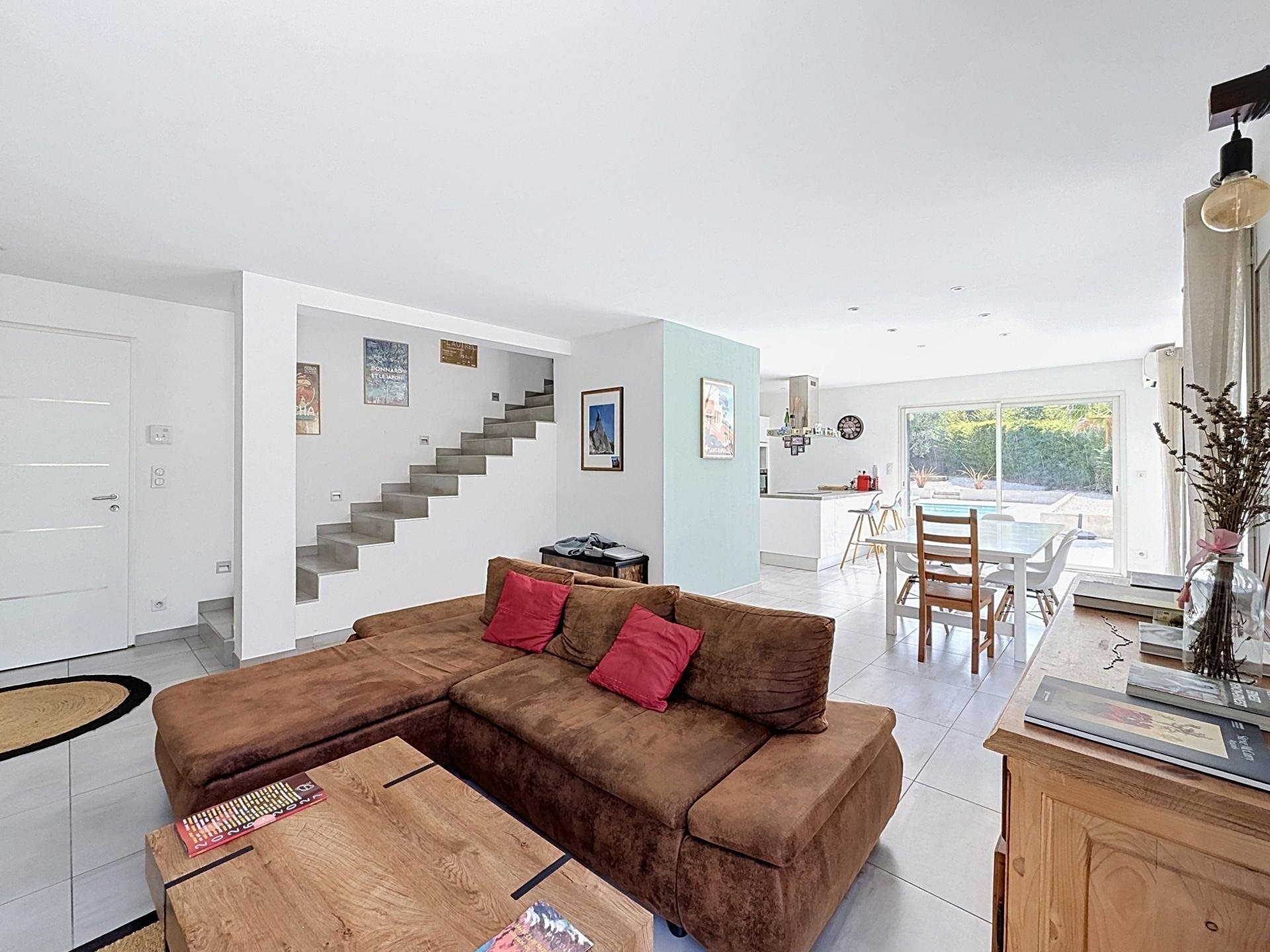 Maison à vendre, 153m², Puget-sur-Argens