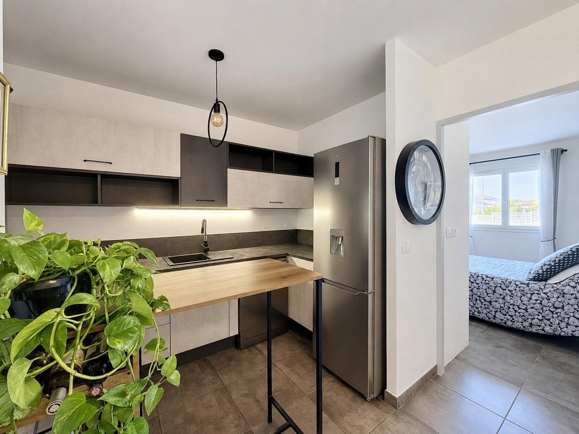 Appartement à vendre, 45m², Puget-sur-Argens