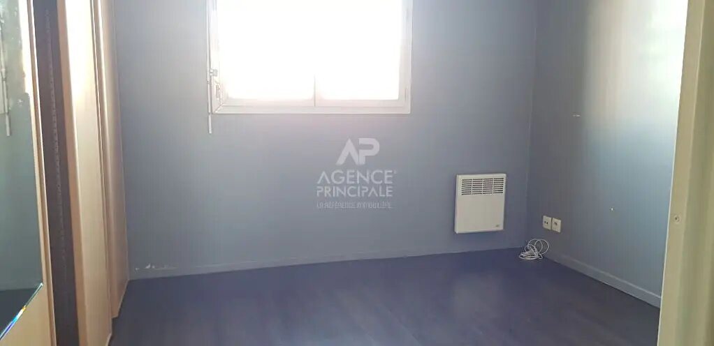 Appartement à louer, 39m², Cergy