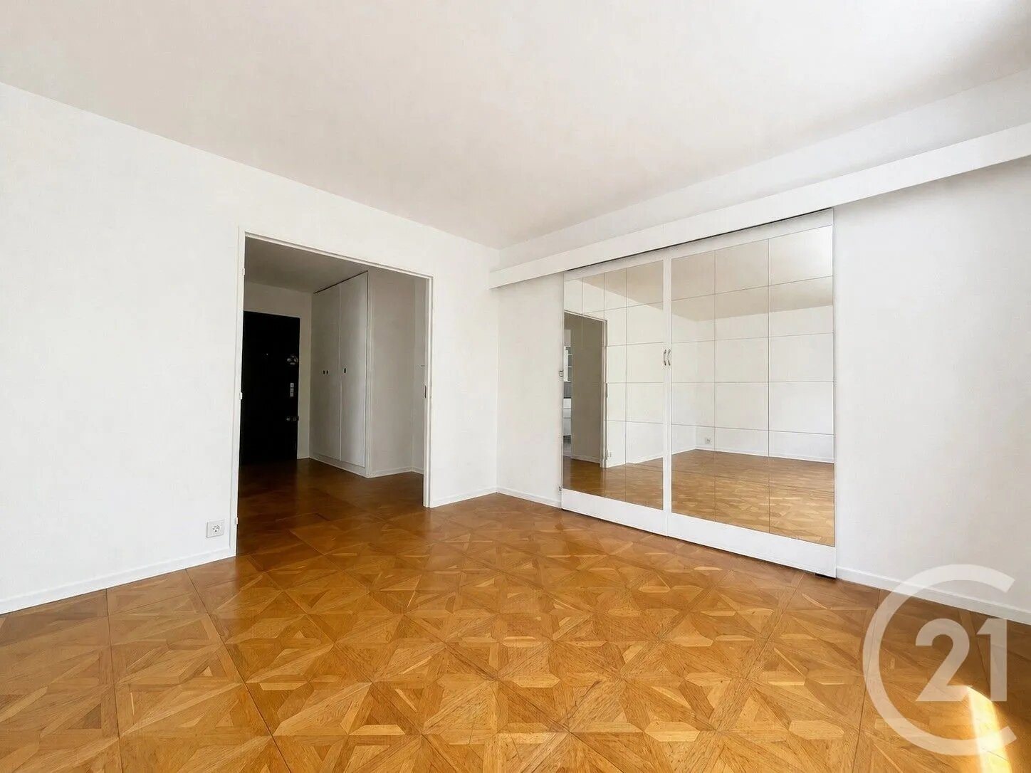 Appartement à louer, 67m², Puteaux