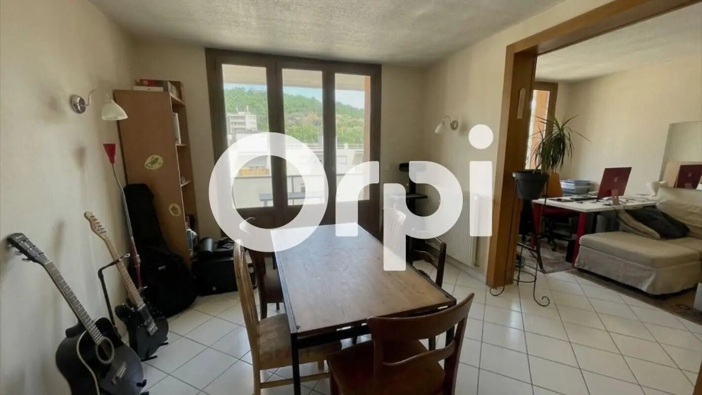 Appartement à vendre, 73m², Rive-de-Gier