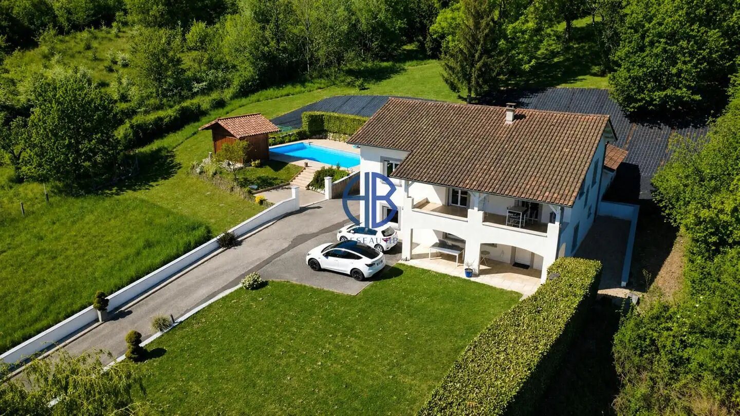 Maison à vendre, 160m², Cessieu