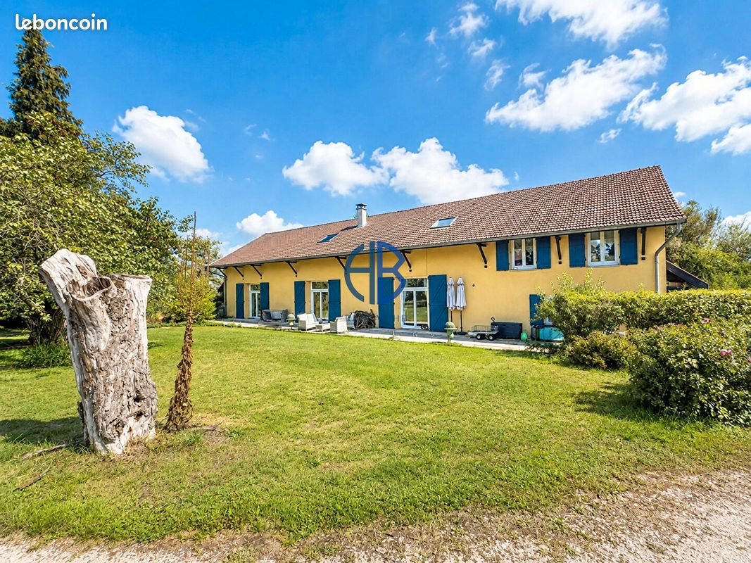 Maison à vendre, 317m², Faverges-de-la-Tour