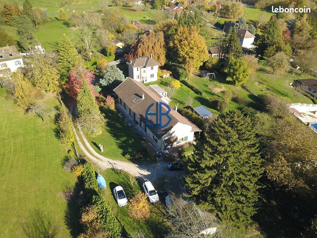 Maison à vendre, 317m², Faverges-de-la-Tour