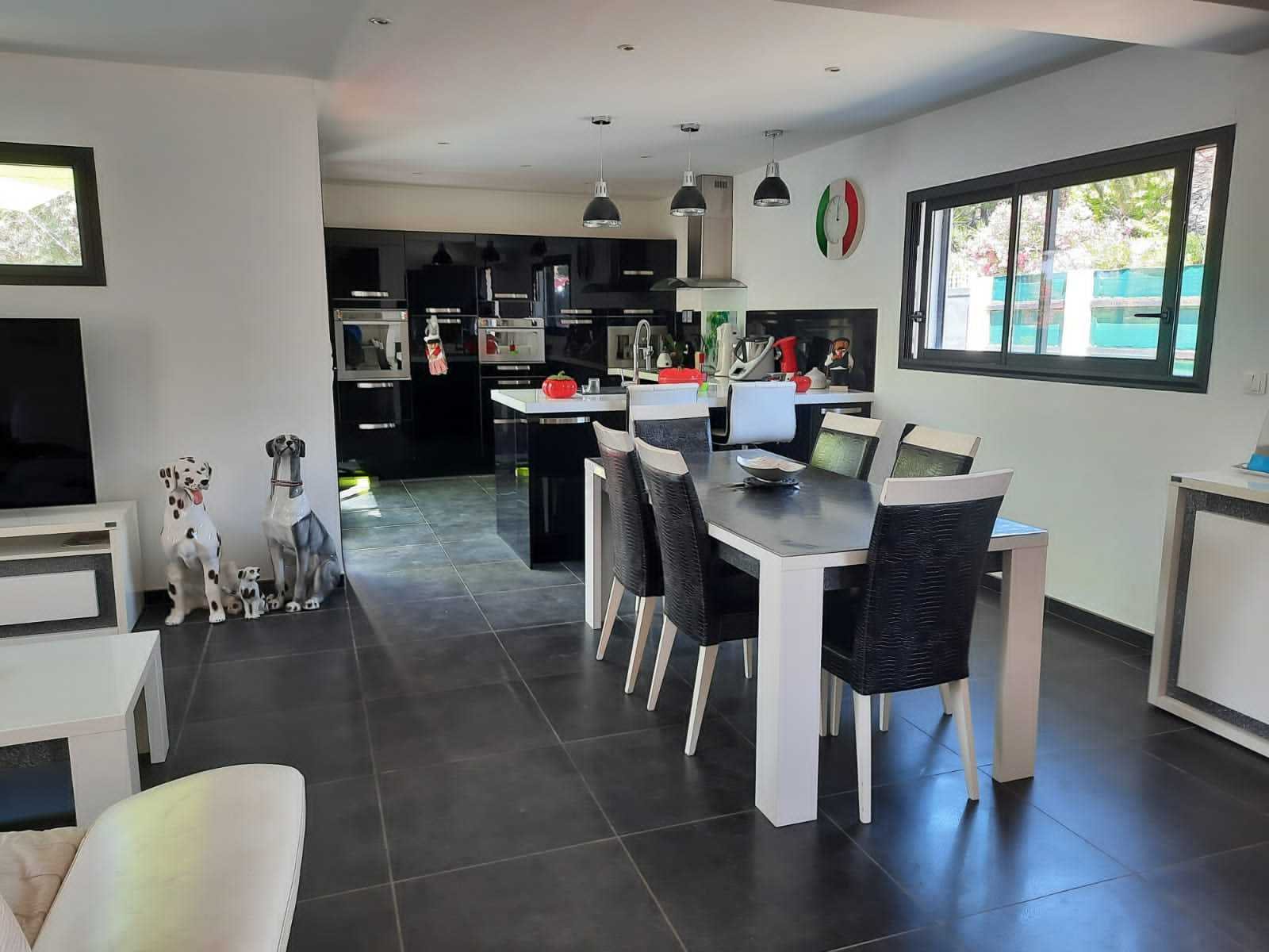Maison à vendre, 120m², La Ciotat