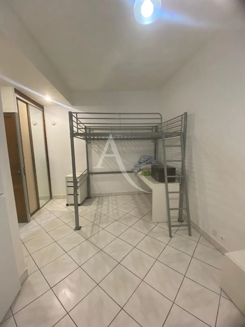 Appartement à louer, 20m², Saint-Ouen-sur-Seine