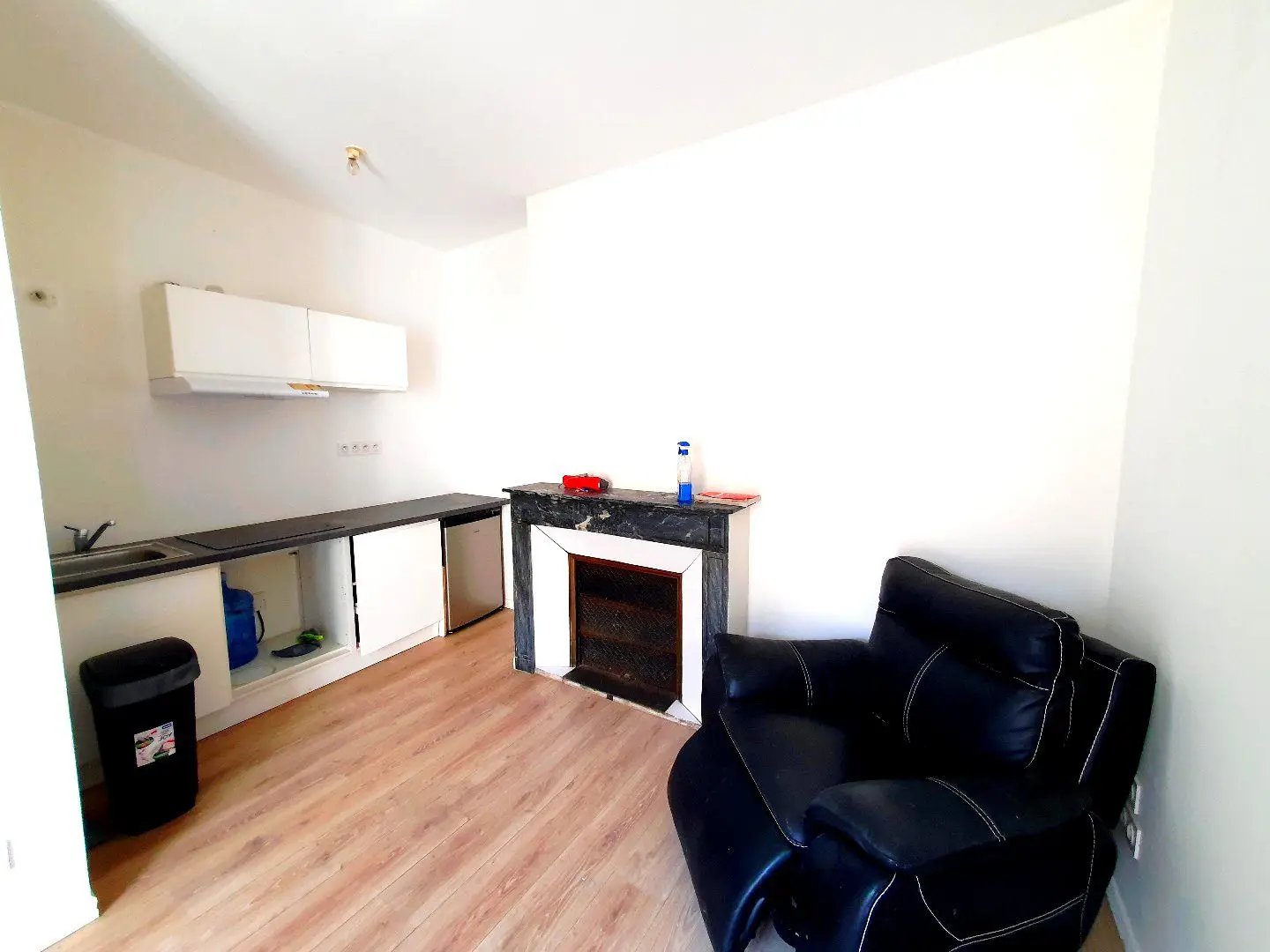 Appartement à louer, 17m², Béziers