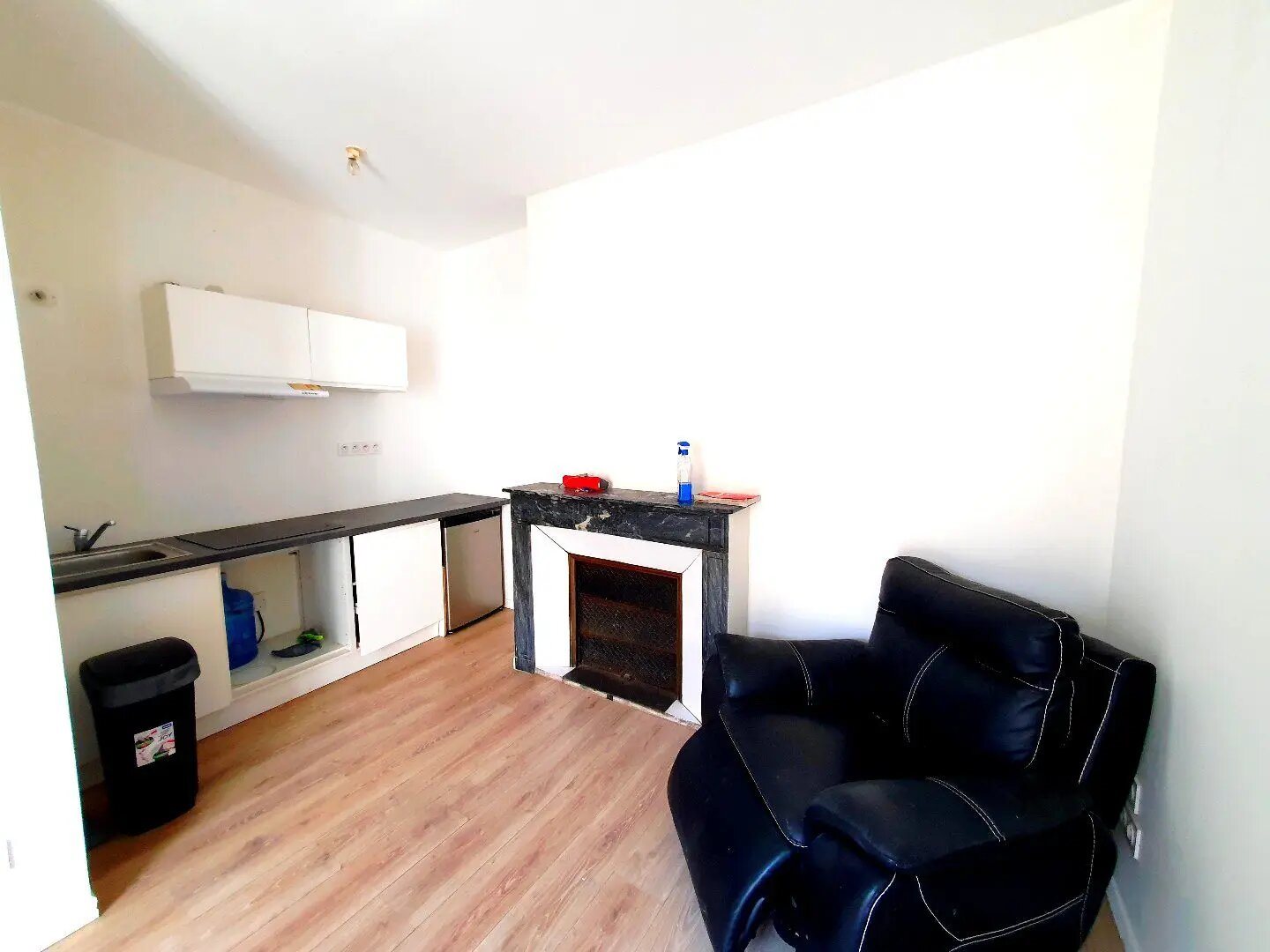 Appartement à louer, 17m², Béziers