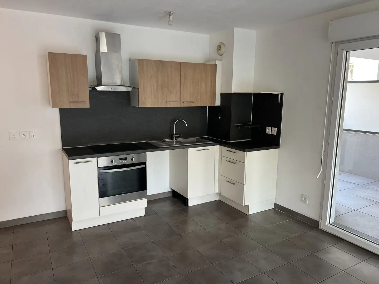 Appartement à louer, 63m², Nice