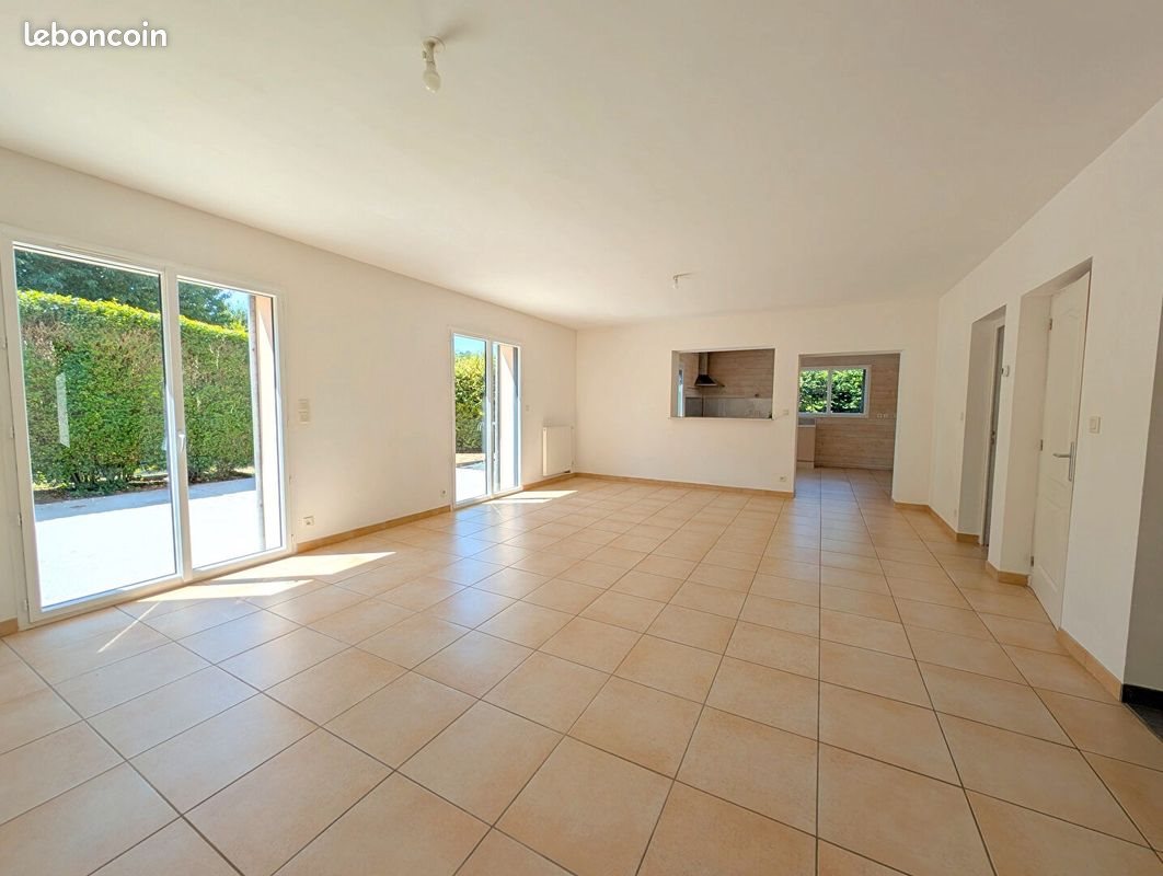 Maison à vendre, 167m², Doué-en-Anjou