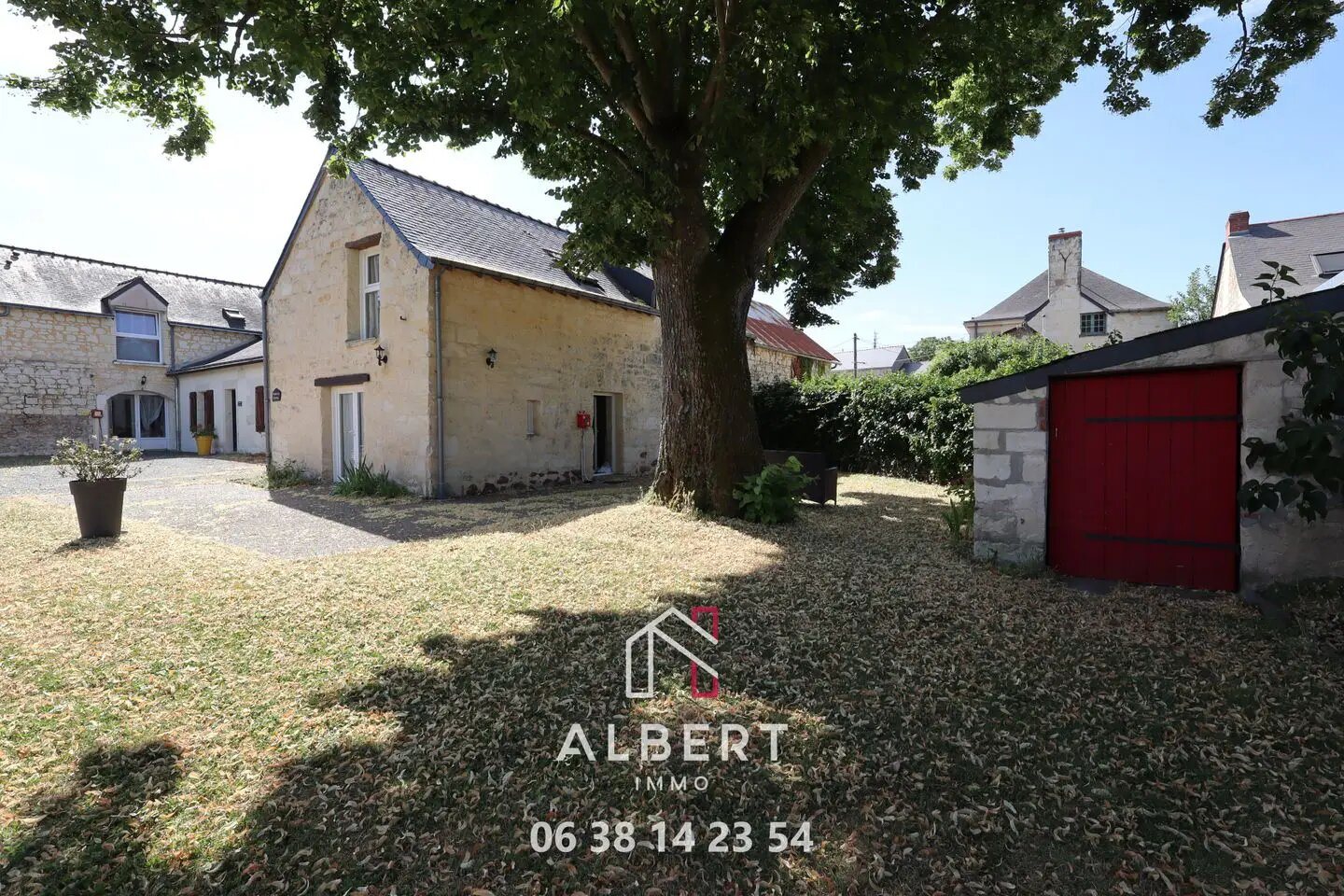 Maison à vendre, 1000m², Gennes