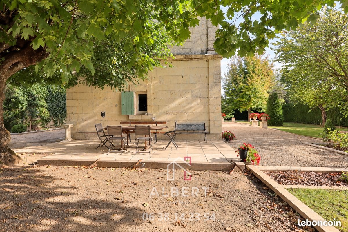 Maison à vendre, 235m², Vernantes