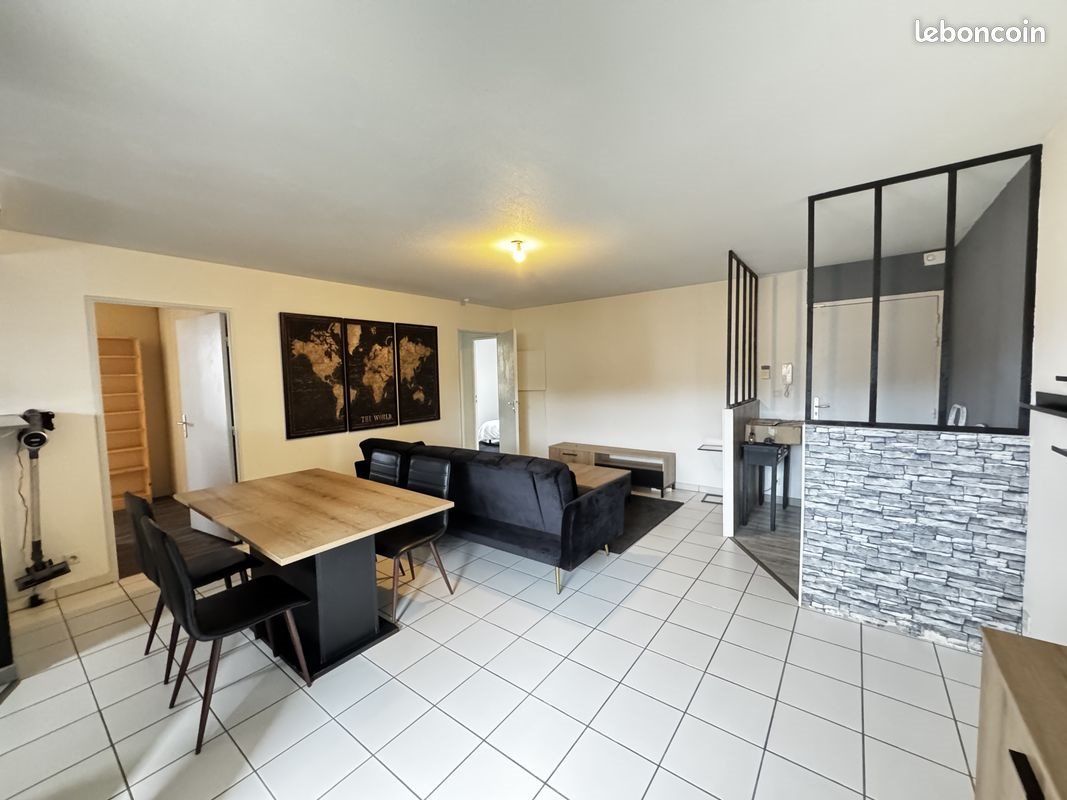 Appartement à louer, 58m², Allonnes