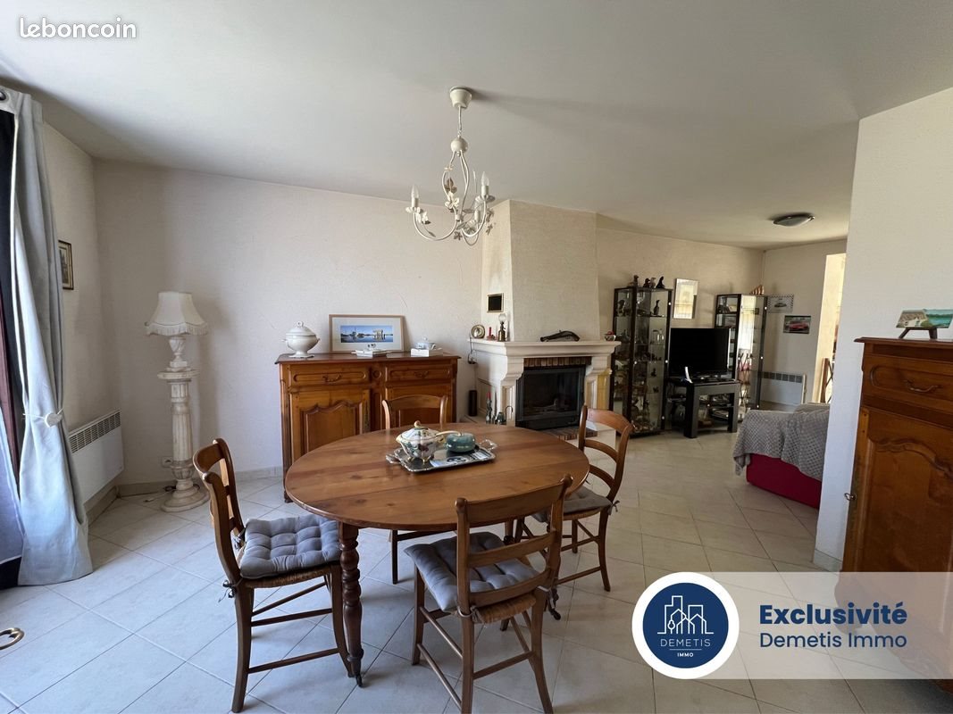Maison à vendre, 127m², Saint-Georges-du-Rosay