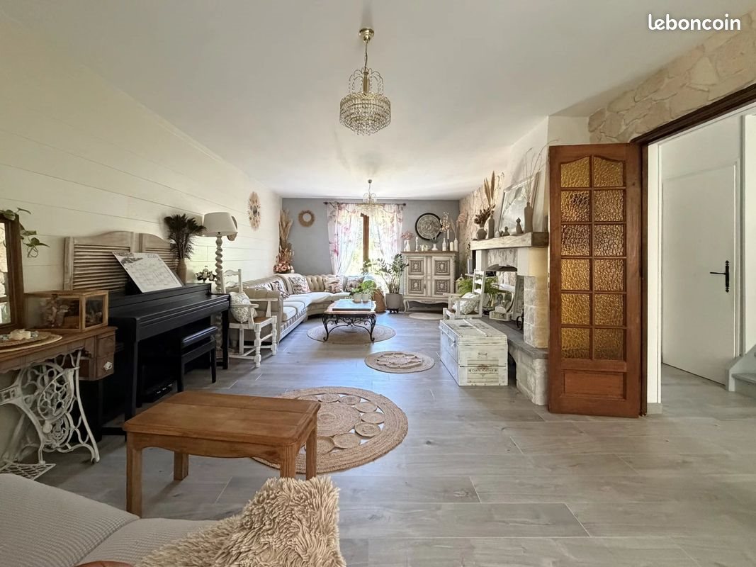 Maison à vendre, 122m², Meyreuil