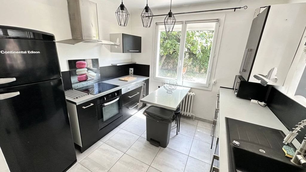 Maison à vendre, 205m², Mimet