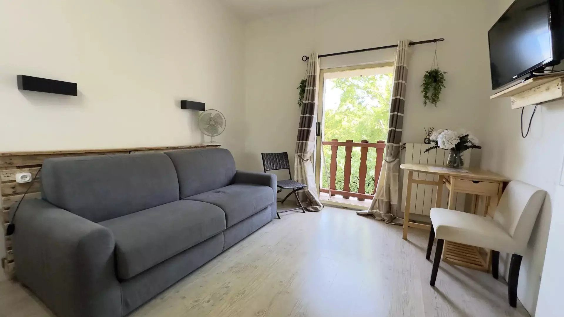 Appartement à louer, 20m², Rousset