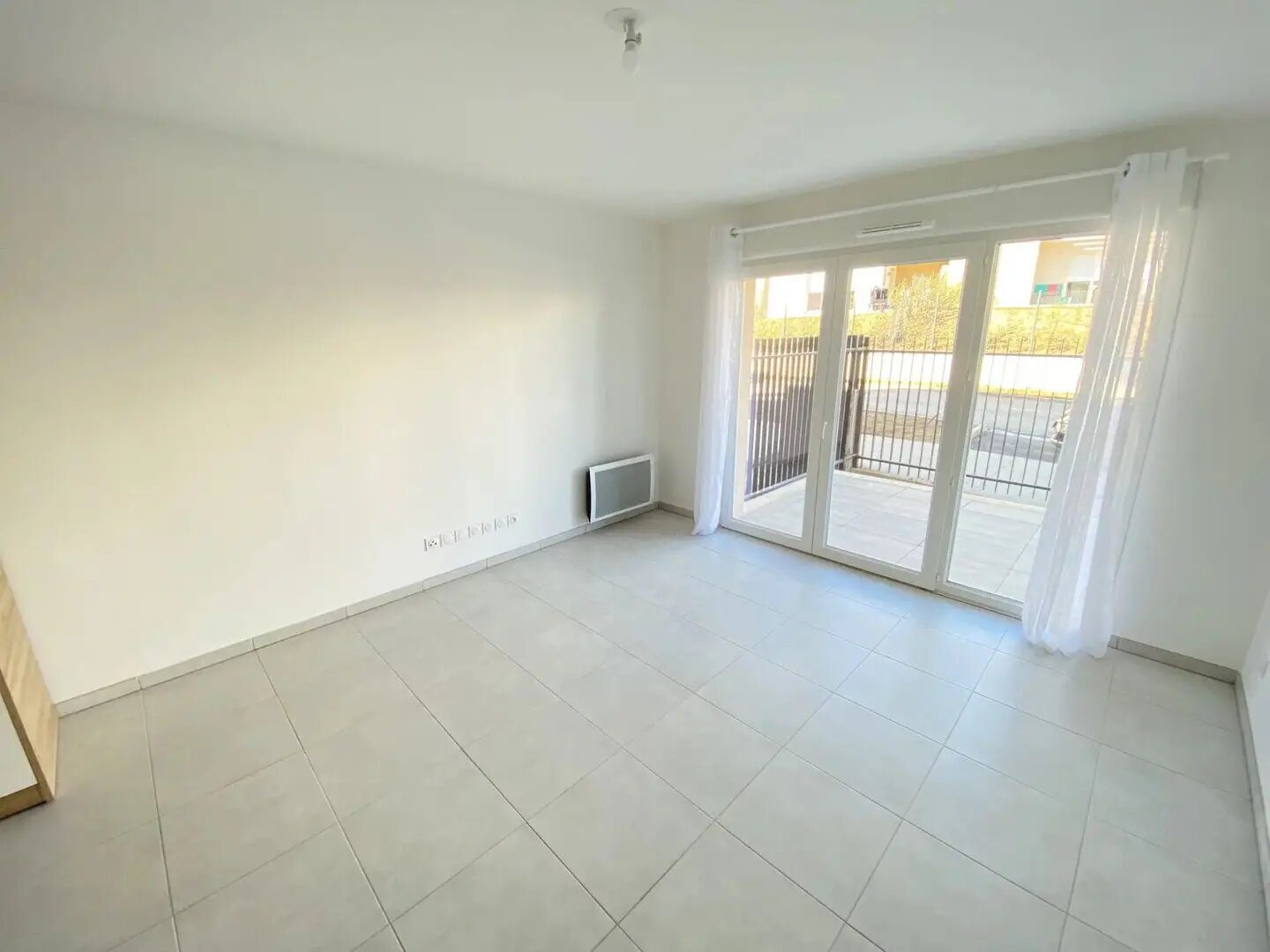 Appartement à louer, 42m², Meyreuil