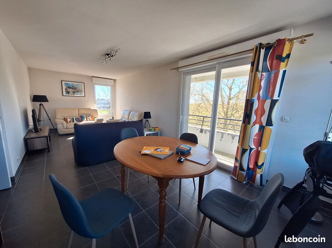 Appartement à louer, 77m², Vannes