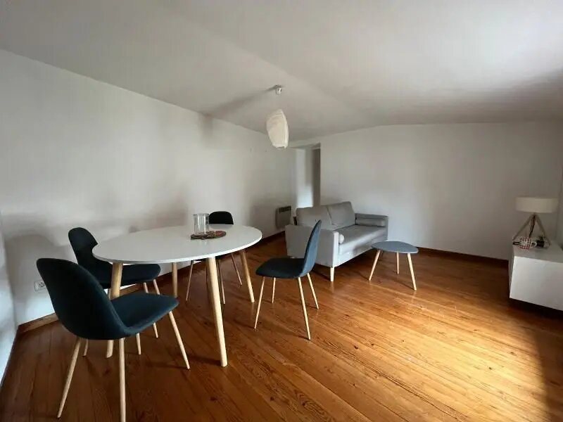 Appartement à louer, 53m², Saint-Symphorien-de-Lay